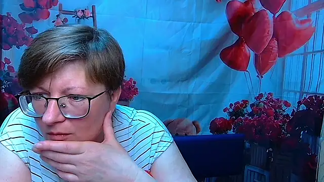 Snapshot of RadaChudna chatting on March 31, 9:10 am RadaChudna online show from March 31, 9:10 am