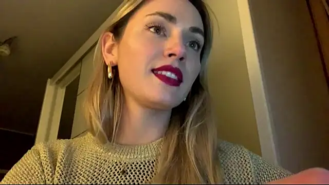 AmelieHot online show from February 19, 8:38 pm