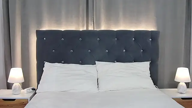 VikkyVonn online show from June 22, 10:34 am