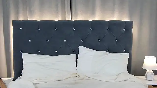 VikkyVonn online show from July 11, 11:02 am