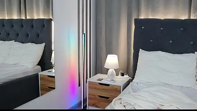 VikkyVonn online show from July 17, 10:55 am
