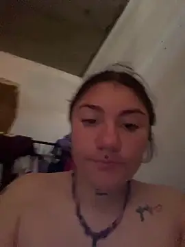 Snapshot of ZoE-sweettt chatting on April 14, 8:37 pm ZoE-sweettt online show from April 14, 8:37 pm