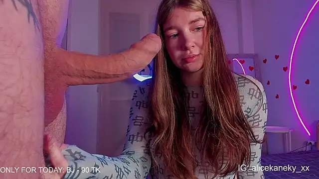 alicekaneky xx online show from February 16, 12:07 am