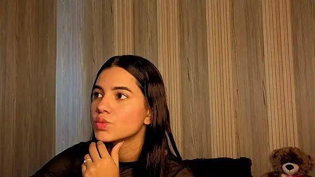 Isabellaa Rosee online show from July 22, 7:27 pm
