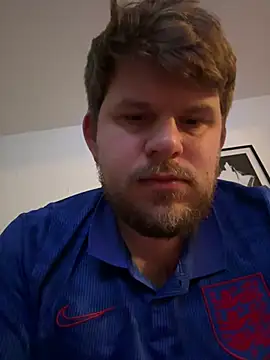 Snapshot of bigRobbie2026 chatting on February 13, 10:50 pm bigRobbie2026 online show from February 13, 10:50 pm