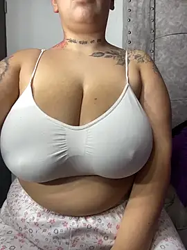 Snapshot of Ariel_Nasty_Extremely chatting on March 23, 4:27 am Ariel Nasty Extremely online show from March 23, 4:27 am