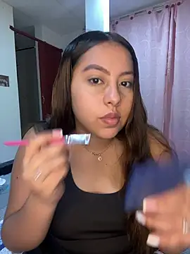 Emiily joee  online show from June 26, 3:22 am