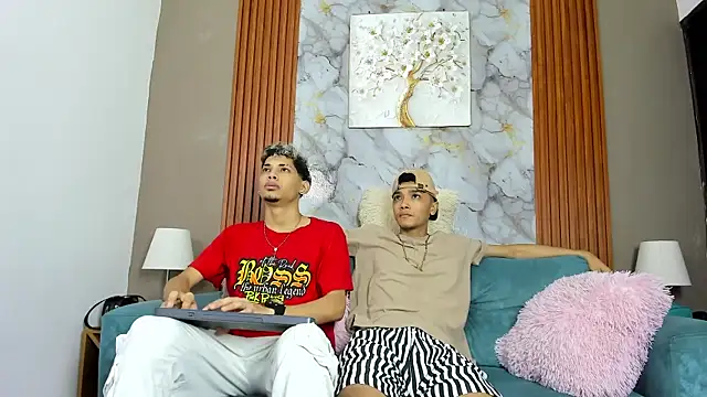 Snapshot of YOUNG_BOYS_HELL chatting on March 19, 1:20 am YOUNG BOYS HELL online show from March 19, 1:20 am