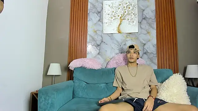 Snapshot of YOUNG_BOYS_HELL chatting on March 22, 1:20 am YOUNG BOYS HELL online show from March 22, 1:20 am