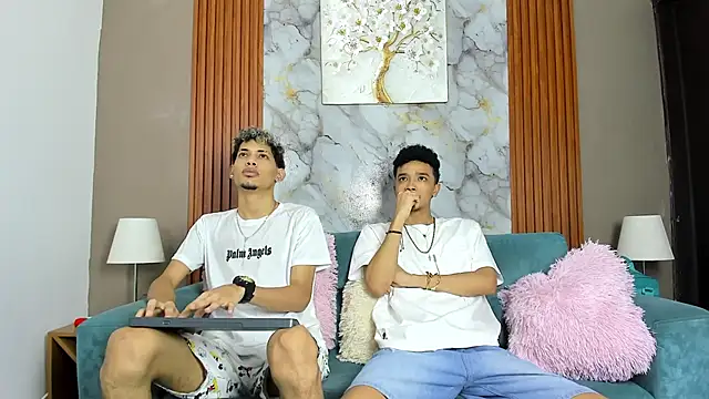 Snapshot of YOUNG_BOYS_HELL chatting on March 24, 1:10 am YOUNG BOYS HELL online show from March 24, 1:10 am