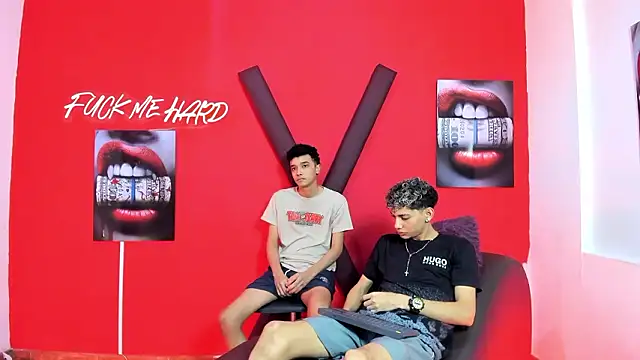 Snapshot of YOUNG_BOYS_HELL chatting on March 27, 1:22 am YOUNG BOYS HELL online show from March 27, 1:22 am