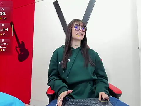 Daniella Wildx online show from February 24, 9:02 pm