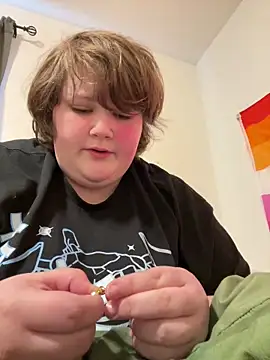 plushietoy online show from March 12, 9:32 pm