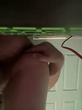 bust er online show from February 14, 9:17 am