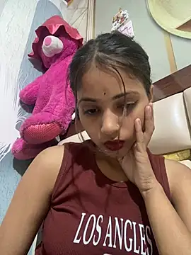 samayra1144 online show from May 13, 7:17 am
