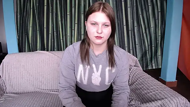 Snapshot of Lolly_pop88 chatting on February 19, 3:35 am Lolly pop88 online show from February 19, 3:35 am