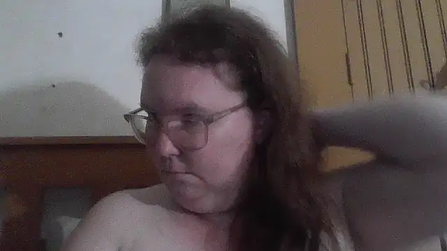 Snapshot of naughty_queen1 chatting on April 28, 10:53 am naughty queen1 online show from April 28, 10:53 am