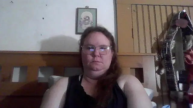 Snapshot of naughty_queen1 chatting on May 1, 10:09 am naughty queen1 online show from May 1, 10:09 am