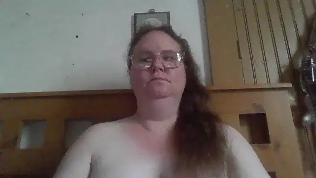 Snapshot of naughty_queen1 chatting on May 6, 7:52 pm naughty queen1 online show from May 6, 7:52 pm
