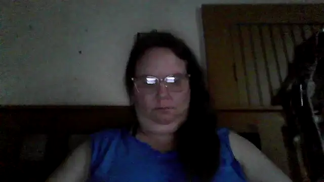 Snapshot of naughty_queen1 chatting on May 13, 10:34 am naughty queen1 online show from May 13, 10:34 am