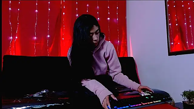 Sweet Aiko1 online show from February 16, 7:43 pm