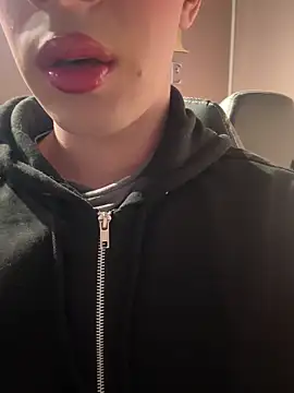 PerlaRogerss  online show from March 10, 10:42 am