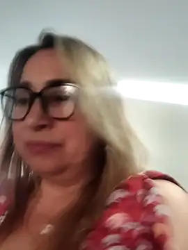 KamiSspencer online show from March 3, 2:12 pm