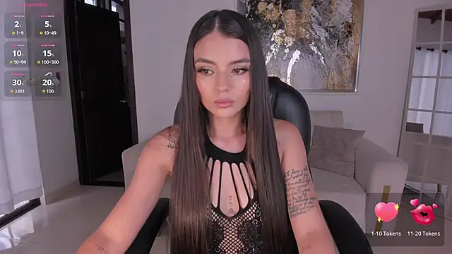 JulietteMoreau online show from June 13, 7:23 pm