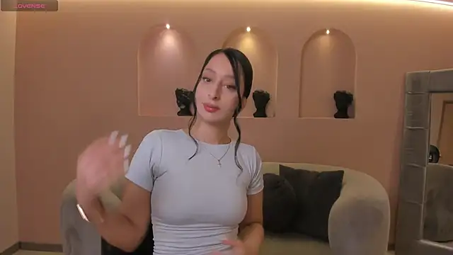 AmaraDivine online show from February 20, 11:54 am