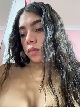 Luna rousse26 online show from June 6, 1:38 pm