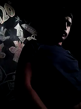 cisneros1233 online show from February 15, 9:22 pm