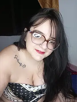 daphneev online show from June 4, 1:44 am
