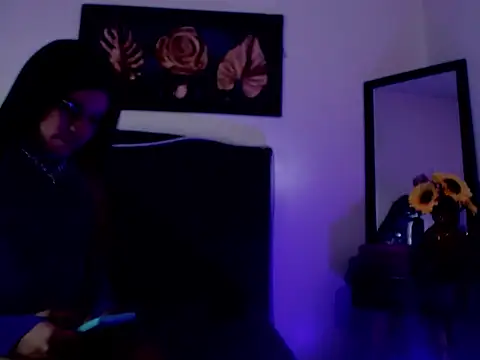 Snapshot of Karlaa_Hernandez_ chatting on March 14, 3:45 am Karlaa Hernandez online show from March 14, 3:45 am