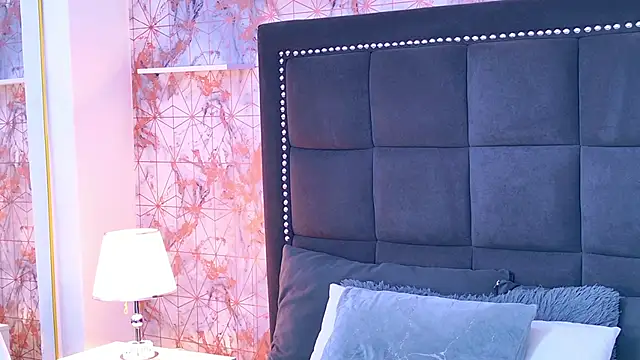 Snapshot of Raven_Gloomy chatting on March 12, 12:22 pm Raven Gloomy online show from March 12, 12:22 pm