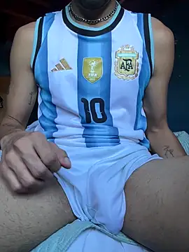 Snapshot of Santixxx222 chatting on March 24, 7:08 pm Santixxx222 online show from March 24, 7:08 pm