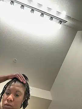 ShortcakeMochaa online show from February 15, 9:22 pm