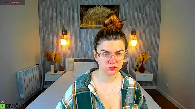 zoe j0y online show from March 18, 2:15 am