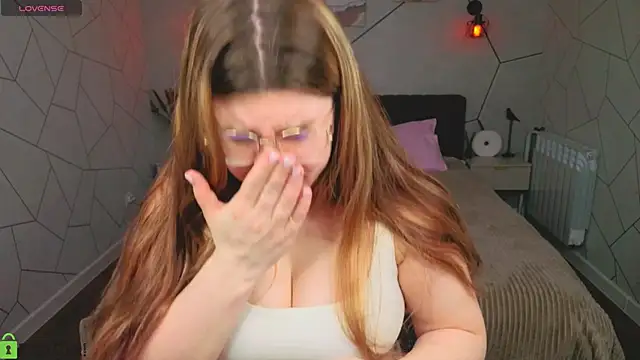 zoe j0y online show from April 4, 1:48 am