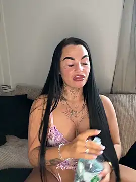 Darkfantisyx online show from March 12, 3:40 pm