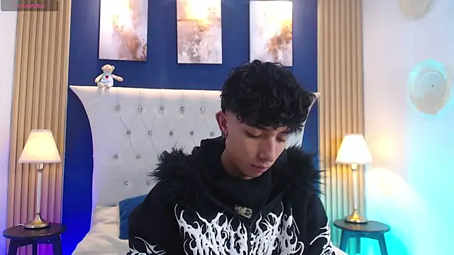 Snapshot of Aiden_Rivers_ chatting on June 26, 12:53 pm Aiden Rivers online show from June 26, 12:53 pm