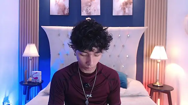Snapshot of Aiden_Rivers_ chatting on July 10, 12:52 pm Aiden Rivers online show from July 10, 12:52 pm