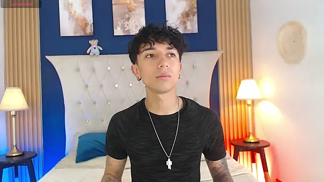 Snapshot of Aiden_Rivers_ chatting on July 24, 12:47 pm Aiden Rivers online show from July 24, 12:47 pm