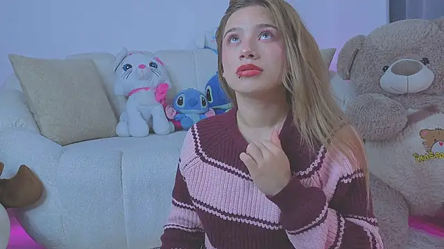 Snapshot of DollfaceInk chatting on March 5, 6:48 pm DollfaceInk online show from March 5, 6:48 pm