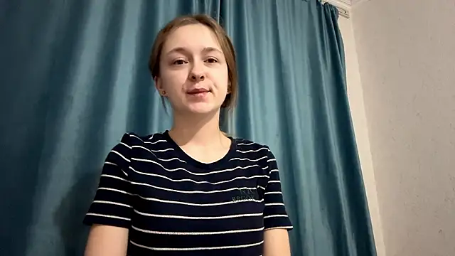 Snapshot of StaticBliss chatting on February 27, 1:16 am StaticBliss online show from February 27, 1:16 am