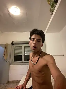 Snapshot of Lezaa chatting on February 18, 5:14 am Lezaa online show from February 18, 5:14 am