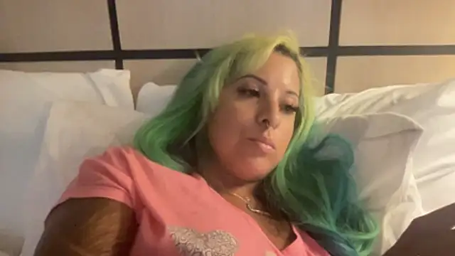 spanishxbarbiie online show from March 29, 4:45 am