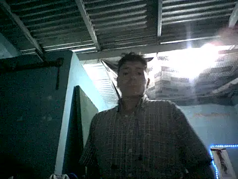 Snapshot of Tukutwo chatting on March 19, 11:42 pm Tukutwo online show from March 19, 11:42 pm