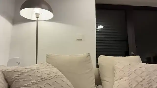 Snapshot of itsnicka chatting on April 7, 7:36 pm itsnicka online show from April 7, 7:36 pm