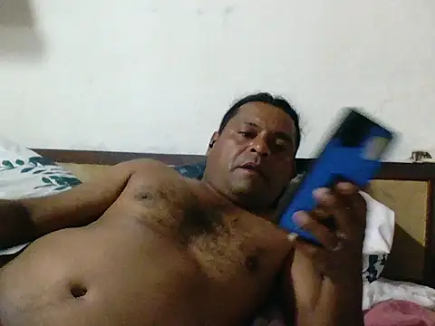 Snapshot of DesexedCooler chatting on March 21, 1:54 am DesexedCooler online show from March 21, 1:54 am