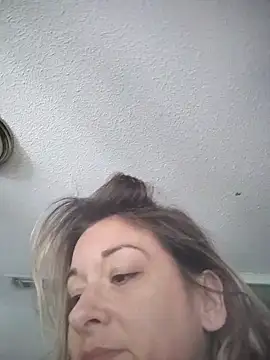 MissBella0969 online show from March 13, 3:51 pm